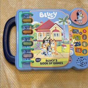 VTech Bluey Interactive Learning Book - Blue